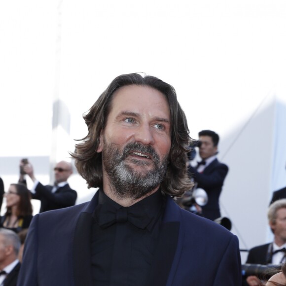 Frédéric Beigbeder et sa femme Lara Micheli - Montée des marches du film "120 battements par minute" lors du 70ème Festival International du Film de Cannes. Le 20 mai 2017. © Borde-Jacovides-Moreau/Bestimage