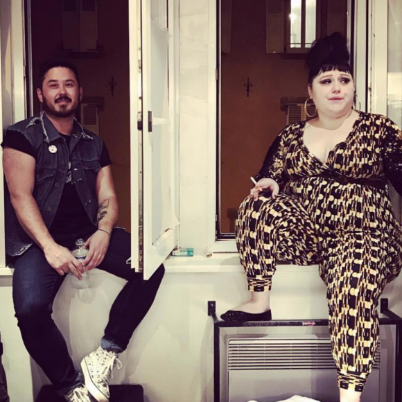 Beth Ditto et son compagnon Teddy Kwo à Strasbourg, le 11 octobre 2017.