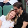Audrey Lamy et son compagnon Thomas Sabatier tendrement amoureux dans les tribunes des internationaux de Roland Garros - jour 5 - à Paris, France, le 31 mai 2018. © Cyril Moreau - Dominique Jacovides/Bestimage