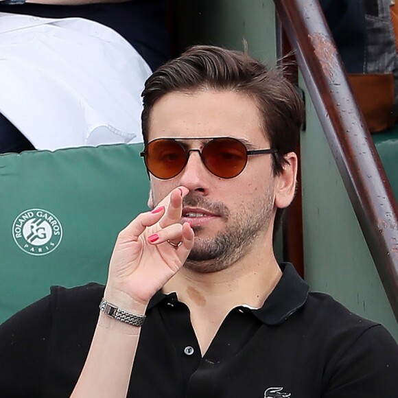 Audrey Lamy et son compagnon Thomas Sabatier dans les tribunes des internationaux de Roland Garros - jour 5 - à Paris, France, le 31 mai 2018. © Cyril Moreau - Dominique Jacovides/Bestimage