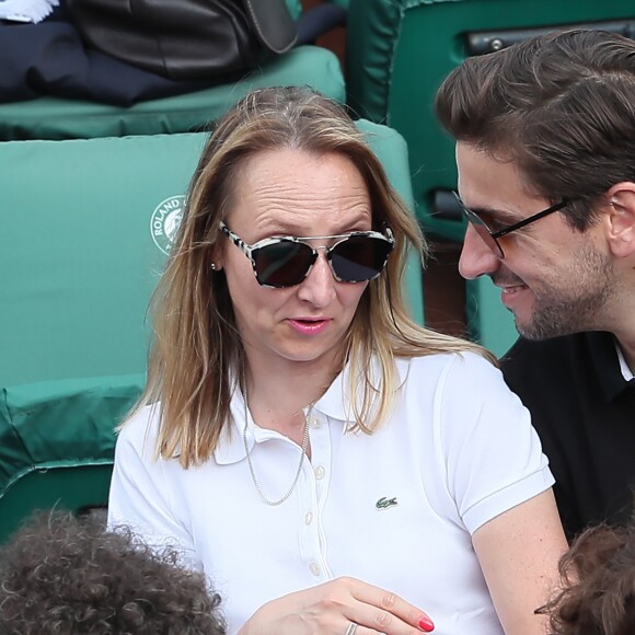 Audrey Lamy et son compagnon Thomas Sabatier dans les tribunes des internationaux de Roland Garros - jour 5 - à Paris, France, le 31 mai 2018. © Cyril Moreau - Dominique Jacovides/Bestimage
