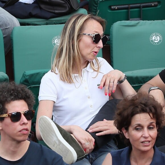 Audrey Lamy et son compagnon Thomas Sabatier dans les tribunes des internationaux de Roland Garros - jour 5 - à Paris, France, le 31 mai 2018. © Cyril Moreau - Dominique Jacovides/Bestimage