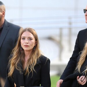 Mary-Kate et Ashley Olsen arrivent aux CFDA Awards 2018 au Brooklyn Museum à New York, le 4 juin 2018.