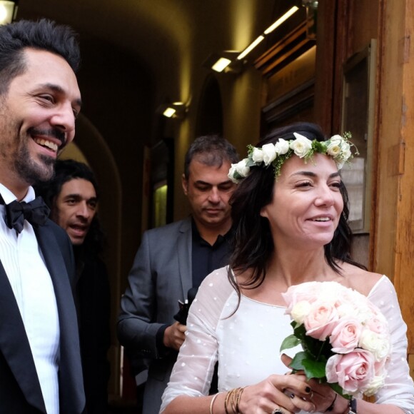 Exclusif  - Mariage de Sandra Zeitoun de Matteis et Tomer Sisley à la Mairie du 8ème arrondissement de Paris, en présence de leurs enfants respectifs, Levin, Liv et Dino, de leurs familles et de leurs amis. Le 25 novembre 2017.