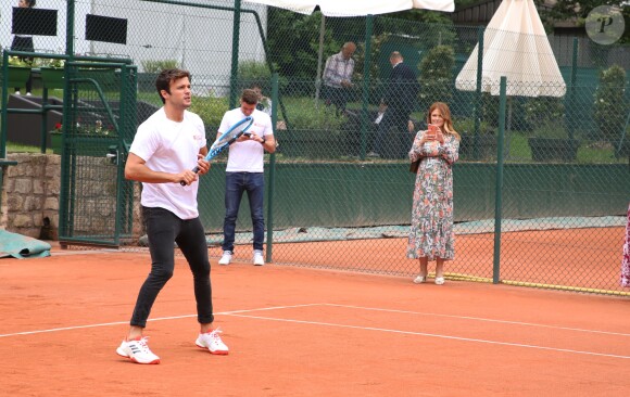 Exclusif - Caroline Receveur (enceinte) et son fiancé Hugo Philip - 26ème édition du Trophée des personnalités en marge des Internationaux de Tennis de Roland Garros à Paris. Le 5 juin 2018. © Denis Guignebourg / Bestimage