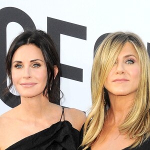 Courtney Cox, Jennifer Aniston lors du 46e AFI Life Achievement Award Gala Tribute honoring George Clooney au Dolby Theatre, Los Angeles, le 7 juin 2018.