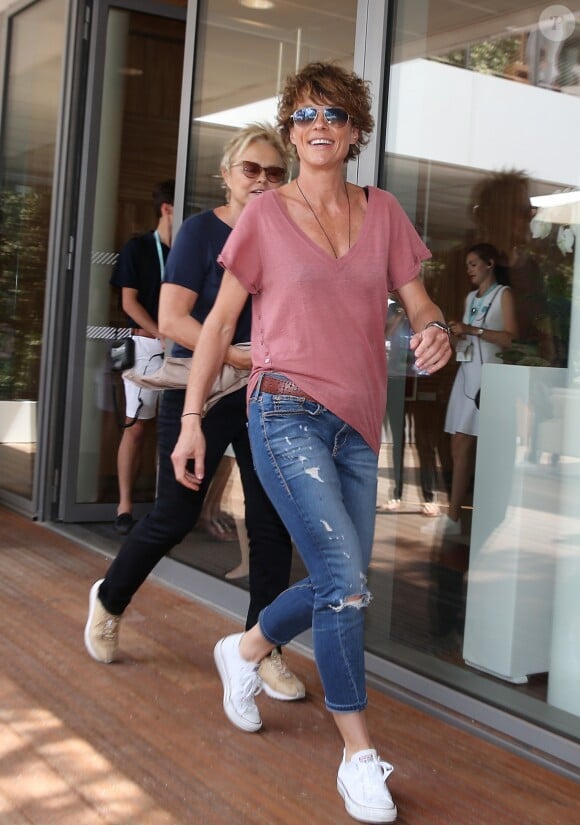 Muriel Robin et sa femme Anne Le Nen au village des Internationaux de France de Tennis de Roland Garros à Paris le 2 juin 2018. © Dominique Jacovides-Cyril Moreau / Bestimage