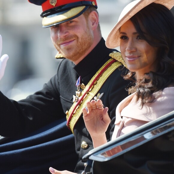 Le prince Harry, duc de Sussex, et Meghan Markle, duchesse de Sussex - Les membres de la famille royale britannique lors du rassemblement militaire "Trooping the Colour" (le "salut aux couleurs"), célébrant l'anniversaire officiel du souverain britannique. Cette parade a lieu à Horse Guards Parade, chaque année au cours du deuxième samedi du mois de juin. Londres, le 9 juin 2018.