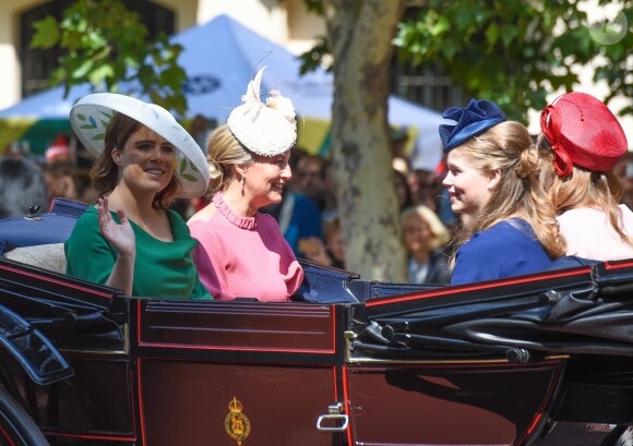 La princesse Eugenie d'York, la princesse Beatrice d’York, Sophie Rhys-Jones, comtesse de Wessex, et sa fille Louise Mountbatten-Windsor (Lady Louise Windsor) - Les membres de la famille royale britannique lors du rassemblement militaire "Trooping the Colour" (le "salut aux couleurs"), célébrant l'anniversaire officiel du souverain britannique. Cette parade a lieu à Horse Guards Parade, chaque année au cours du deuxième samedi du mois de juin. Londres, le 9 juin 2018.