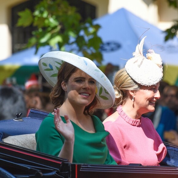 La princesse Eugenie d'York, la princesse Beatrice d’York, Sophie Rhys-Jones, comtesse de Wessex, et sa fille Louise Mountbatten-Windsor (Lady Louise Windsor) - Les membres de la famille royale britannique lors du rassemblement militaire "Trooping the Colour" (le "salut aux couleurs"), célébrant l'anniversaire officiel du souverain britannique. Cette parade a lieu à Horse Guards Parade, chaque année au cours du deuxième samedi du mois de juin. Londres, le 9 juin 2018.
