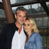 Exclusif - Cécile De Ménibus et son compagnon Thierry - Soirée de lancement de "Pétanque sur seine" proposé par la Compagnie des Bateaux-Mouches en association avec Boboules à Paris le 11 juin 2018. l'évènement "Pétanque sur Seine" ouvrira ainsi la saison de la pétanque à Paris en investissant le rooftop du bateau "Le Zouave" transformé pour l'occasion en jardin méditerranéen. © Guillaume Gaffiot/Bestimage
