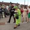La duchesse de Sussex Meghan Markle effectue son premier déplacement officiel avec la reine Elisabeth II d'Angleterre à Runcorn, Cheshire, Royaume Uni, le 14 juin 2018.