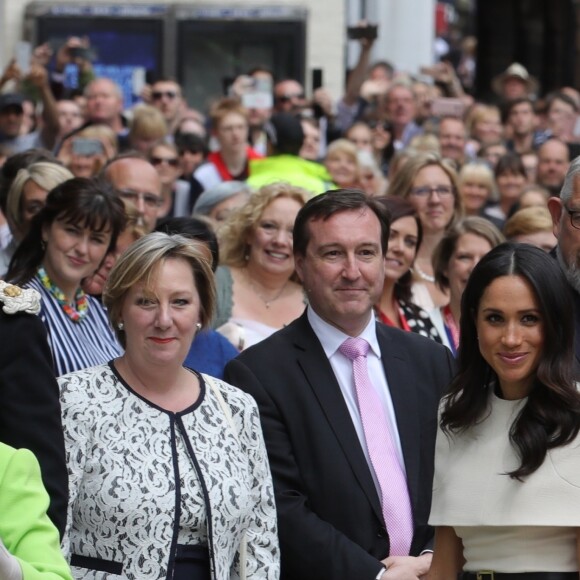 Meghan Markle, duchesse de Sussex, effectue son premier déplacement officiel avec la reine Elisabeth II d'Angleterre, lors de leur visite à Chester. Le 14 juin 2018