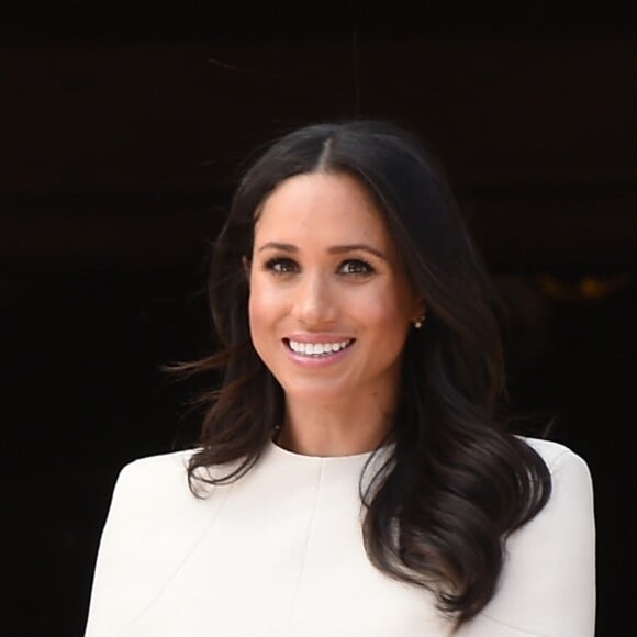 Meghan Markle, duchesse de Sussex, effectue son premier déplacement officiel avec la reine d'Angleterre, lors de leur visite à Chester. Le 14 juin 2018