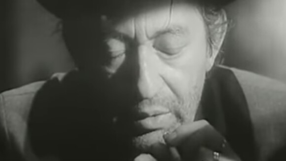 Serge Gainsbourg reprend "Mon légionnaire" en 1987.