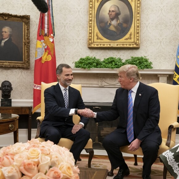Donald Trump et Melania reçoivent le roi Felipe VI et la reine Letizia d'Espagne à la Maison Blanche à Washington DC, le 19 juin 2018.