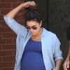 Exclusif -  Eva Longoria (enceinte) et son mari Jose Baston quittent un cabinet médical, après être allés faire un check-up général, à Beverly Hills. Le 14 juin 2018