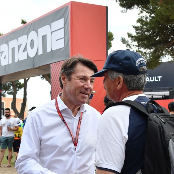 Exclusif - Christian Estrosi et sa femme Laura Tenoudji durant la journée d'essai du Grand Prix de France au Castellet le 23 juin 2018. Ils ont visité le Village situé derrière les tribunes et ouvert au public. Christian Estrosi, le maire de Nice et le vice président du Conseil Regional de PACA, est à l'origine du retour du Grand prix de France au Circuit Paul Ricard. © Bruno Bebert/Bestimage