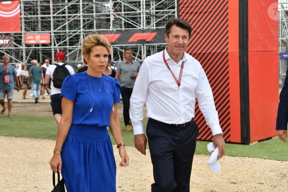 Exclusif - Christian Estrosi et sa femme Laura Tenoudji durant la journée d'essai du Grand Prix de France au Castellet le 23 juin 2018. Ils ont visité le Village situé derrière les tribunes et ouvert au public. Christian Estrosi, le maire de Nice et le vice président du Conseil Regional de PACA, est à l'origine du retour du Grand prix de France au Circuit Paul Ricard. © Bruno Bebert/Bestimage