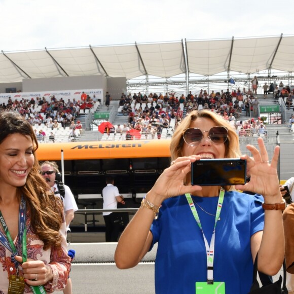 Christian Estrosi, Tamara Boullier, Laura Tenoudji et Charlotte Bouteloup durant la journée d'essai du Grand Prix de France au Castellet le 23 juin 2018. Christian Estrosi, le maire de Nice et le vice président du Conseil Regional de PACA, est à l'origine du retour du Grand prix de France au Circuit Paul Ricard. © Bruno Bebert/Bestimage