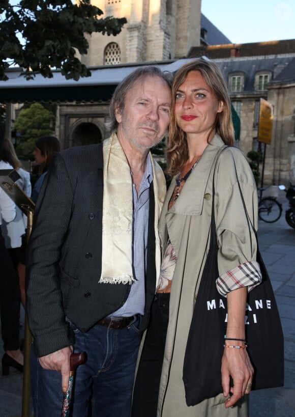 Thierry Séchan et sa fille Lou Séchan - Soirée de "L'été littéraire des Deux Magots" au café restaurants Les Deux Magots à Paris le 25 juin 2018. © Denis Guignebourg/Bestimage