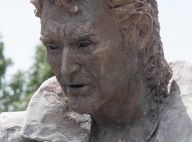 Statue de Johnny Hallyday : "La tête est complètement ratée..."