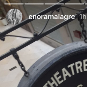 Enora Malagré aux répétitions de sa pièce de théâtre "La dame de chez Maxim" sur Instagram le 26 juin 2018. 