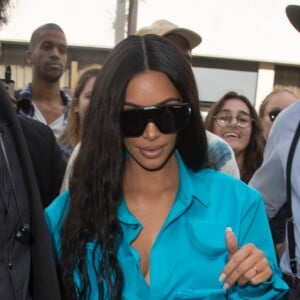 Kim Kardashian et Kanye West quittent le restaurant l'Avenue à Paris, pour se rendre à la boutique Dior. Le 21 juin 2018