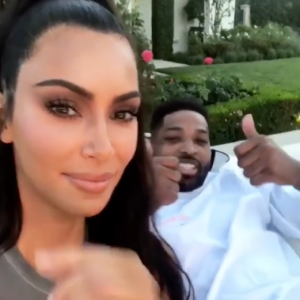 Kim Kardashian et Tristan Thompson à l'anniversaire de Khloé Kardashian le 27 juin 2018 à Los Angeles.