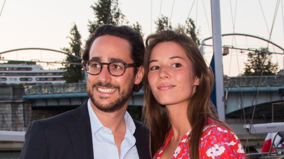 Thomas Hollande : Sa fiancé Émilie Broussouloux dévoile sa belle bague