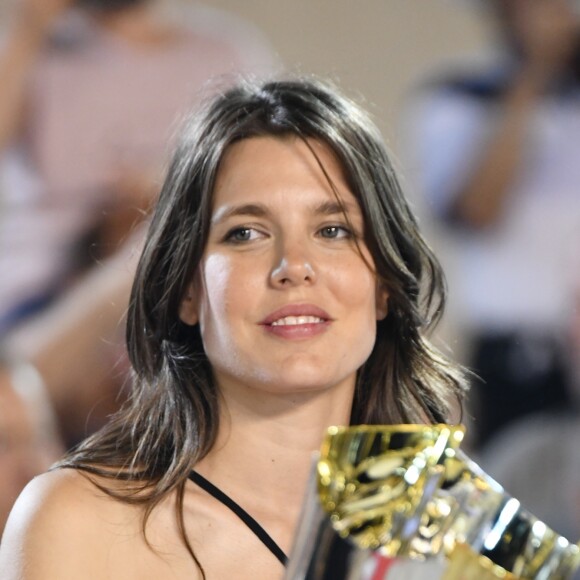 Charlotte Casiraghi, enceinte et rayonnante, au côté de son oncle le prince Albert II de Monaco le 30 juin 2018 lors de la remise des prix du Grand Prix du Prince de Monaco au Jumping de Monte-Carlo dans le cadre du Longines Global Champions Tour. © Bruno Bebert/Bestimage