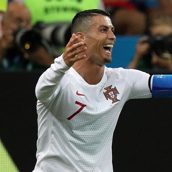 Cristiano Ronaldo lors de la 8ème de finale du match de coupe du monde opposant l'Uruguay au Portugal au stade Fisht à Sotchi, Russie, le 30 juin 2018.