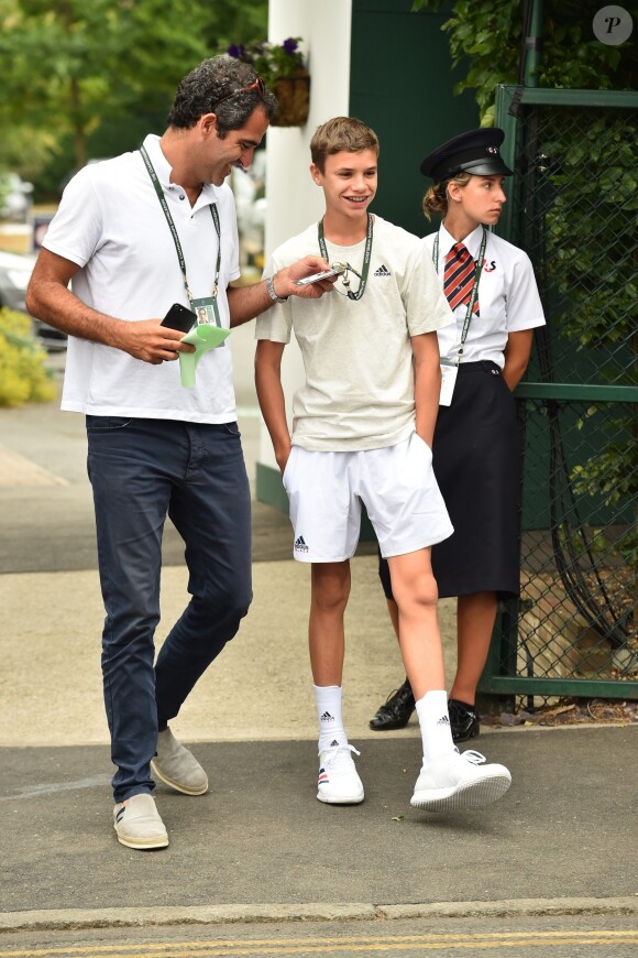 Romeo Beckham à son arrivée au tournoi de Wimbledon le 4 juillet 2018 pour le match de Roger Federer contre Lukas Lacko.