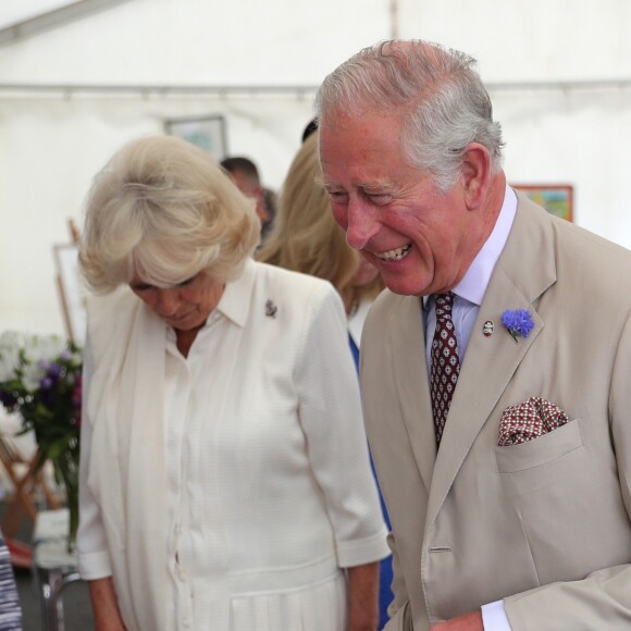 Le prince Charles et Camilla Parker Bowles, duchesse de Cornouailles, en visite à Llandovery. Le 4 juillet 2018