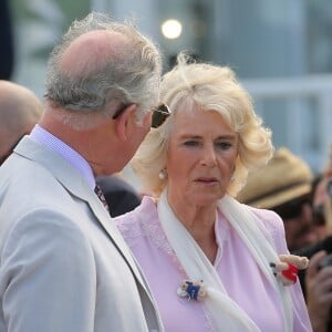 Le prince Charles, prince de Galles et Camilla Parker Bowles, duchesse de Cornouailles à Broadbeach, banlieue de Broadbeach, Australie, le 4 avril 2018.