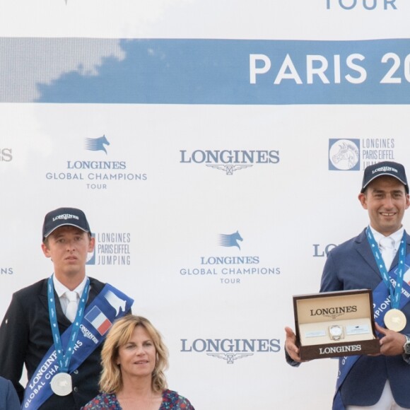 Jan Tops, Virginie Coupérie-Eiffel, Bertram Allen (deuxième), Sameh El Dahan (premier) et Harrie Smolders (troisième) et Juan-Carlos Capelli lors de la remise du Prix "Longines Global Champions Tour Grand Prix of Paris" pendant le Longines Paris Eiffel Jumping au Champ de Mars à Paris, le 7 juillet 2018. © Pierre Perusseau/Bestimage