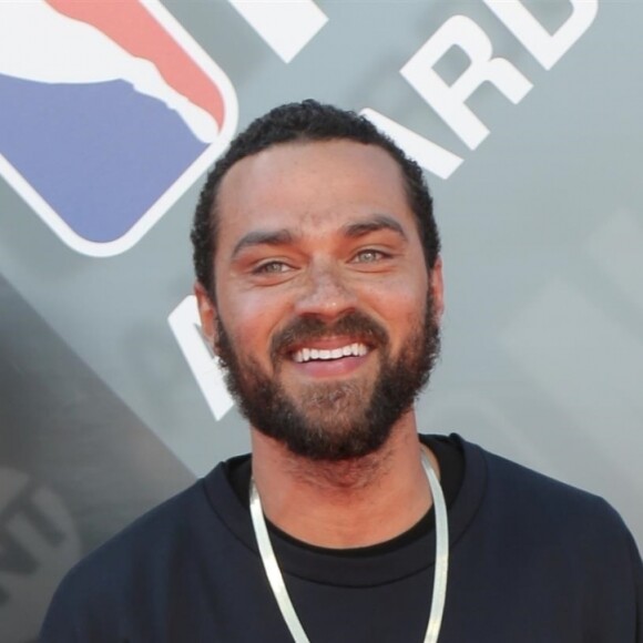 Jesse Williams au 2018 NBA Awards au Barkrr Hangar à Santa Monica, le 25 juin 2018.