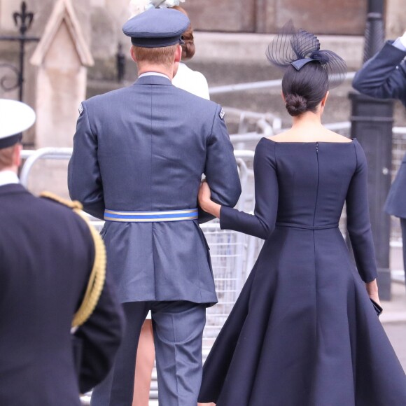 Le prince Harry, duc de Sussex, et Meghan Markle, duchesse de Sussex à l'abbaye de Westminster, le 10 juillet 2018 à Londres, pour le service marquant le centenaire de la Royal Air Force (RAF).