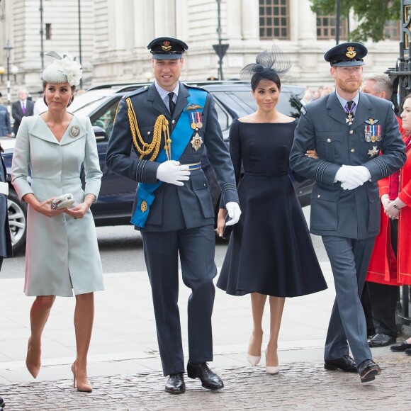 La duchesse Catherine de Cambridge (Kate Middleton), le prince William, la duchesse Meghan de Sussex (Meghan Markle) et le prince Harry à l'abbaye de Westminster, le 10 juillet 2018 à Londres, pour le service marquant le centenaire de la Royal Air Force (RAF).