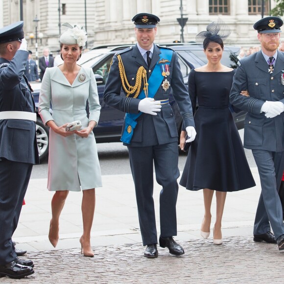 La duchesse Catherine de Cambridge (Kate Middleton), le prince William, la duchesse Meghan de Sussex (Meghan Markle) et le prince Harry à l'abbaye de Westminster, le 10 juillet 2018 à Londres, pour le service marquant le centenaire de la Royal Air Force (RAF).