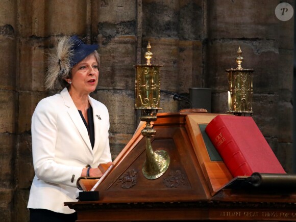 Theresa May a prononcé un discours à l'abbaye de Westminster, le 10 juillet 2018 à Londres, pour le service marquant le centenaire de la Royal Air Force (RAF).