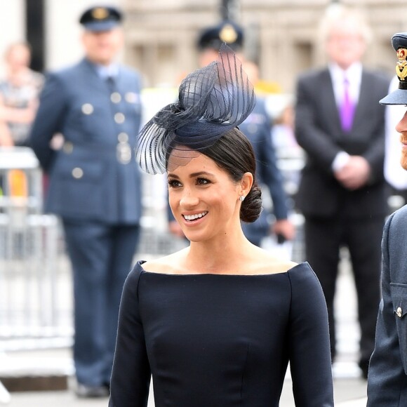 La duchesse Meghan de Sussex (Meghan Markle) et le prince Harry à l'abbaye de Westminster, le 10 juillet 2018 à Londres, pour le service marquant le centenaire de la Royal Air Force (RAF).