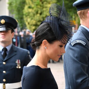 La duchesse Meghan de Sussex (Meghan Markle) et le prince Harry à l'abbaye de Westminster, le 10 juillet 2018 à Londres, pour le service marquant le centenaire de la Royal Air Force (RAF).