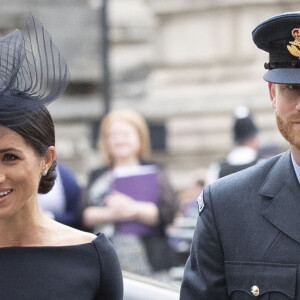 La duchesse Meghan de Sussex et le prince Harry à l'abbaye de Westminster, le 10 juillet 2018 à Londres, lors du service marquant le centenaire de la Royal Air Force (RAF).