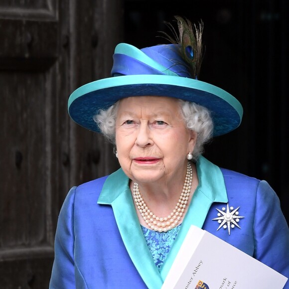 La reine Elizabeth II à la sortie de l'abbaye de Westminster, le 10 juillet 2018 à Londres, après le service marquant le centenaire de la Royal Air Force (RAF).