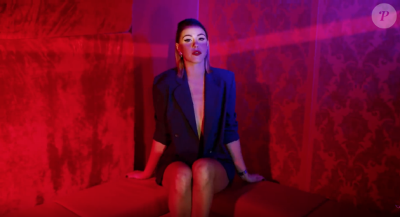 Barabra Opsomer (Secret Story 11) dans le clip de "Ta plus belle insomnie" révéle fin mai 2018.