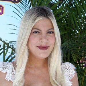 Tori Spelling à la première de "Hotel Transylvania 3: Summer Vacation" au Regency Village à Westwood, le 30 juin 2018