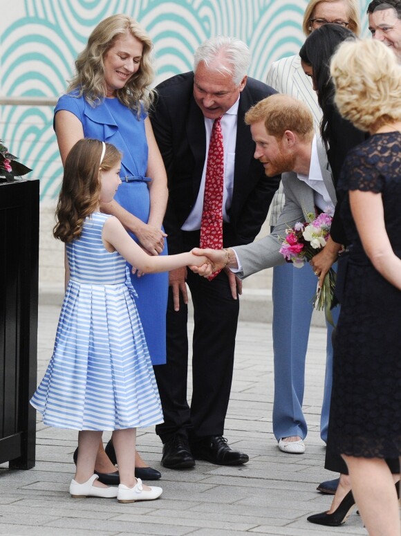 Le prince Harry, duc de Sussex et sa femme Meghan Markle, duchesse de Sussex visitent le musée de l'émigration à Dublin en Irlande le 11 juillet 2018