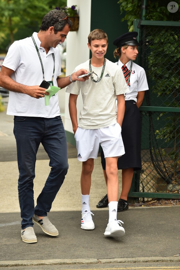 Romeo Beckham à Wimbledon à Londres. Le 4 juillet 2018