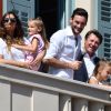 Hugo Lloris, le gardien et capitaine de l'équipe de France de Football, en famille avec sa femme Marine et leurs filles Anne-Rose et Giuliana, et avec Christian Estrosi, le maire de Nice, sur le balcon de la mairie de Nice le 18 juillet 2018. Il a été fêté par la ville de Nice 3 jours après sa victoire à la finale de la Coupe du Monde 2018. © Bruno Bebert/ Bestimage